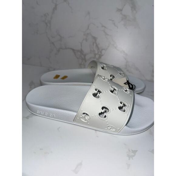 Gucci Pool White with embossed GG logo Slides 40 - Picture 4 of 4